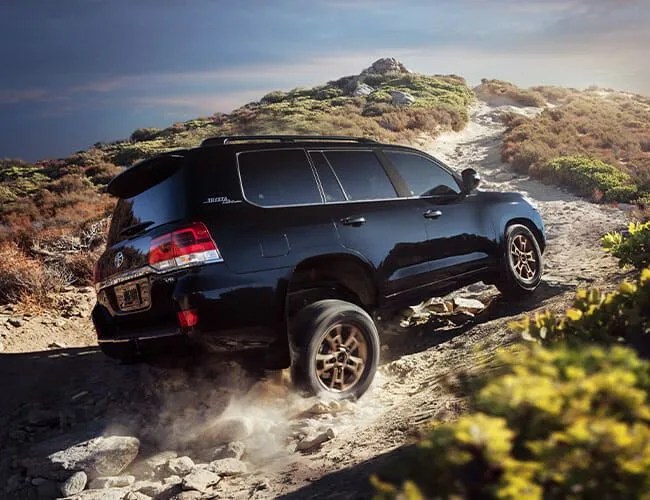 2020 toyota land cruiser heritage edition review gear patrol lead featured