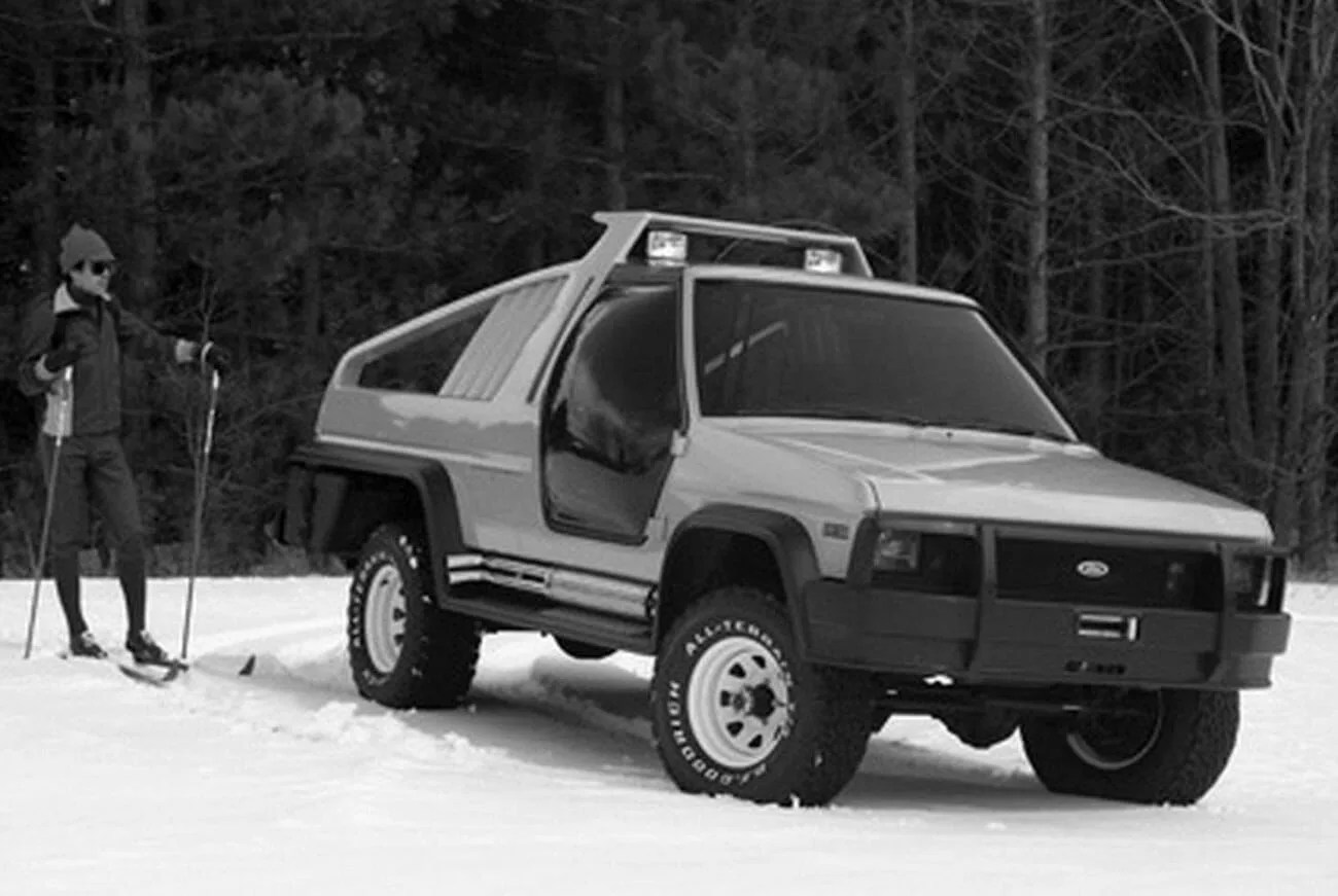 80s-Broncos-Gear-Patrol-Montana-Lobo