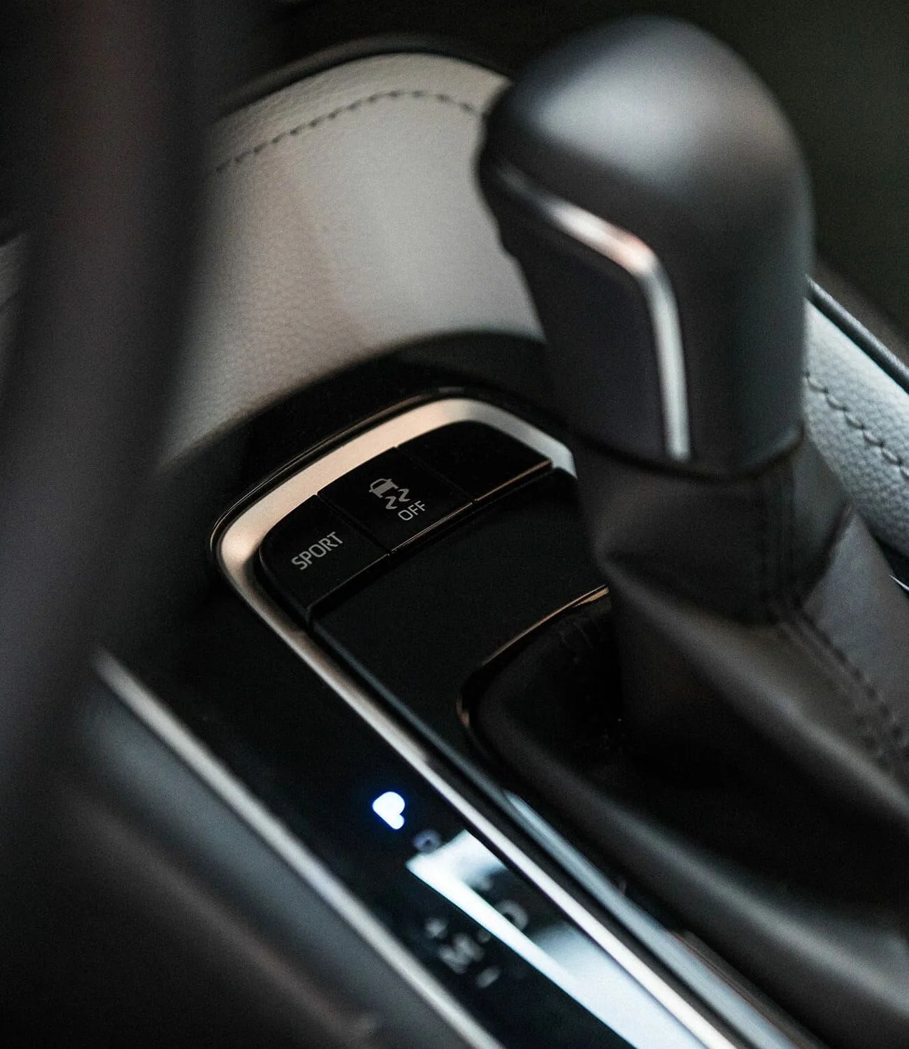 In-Defense-of-the-CVT-gear-patrol-ambiance-1