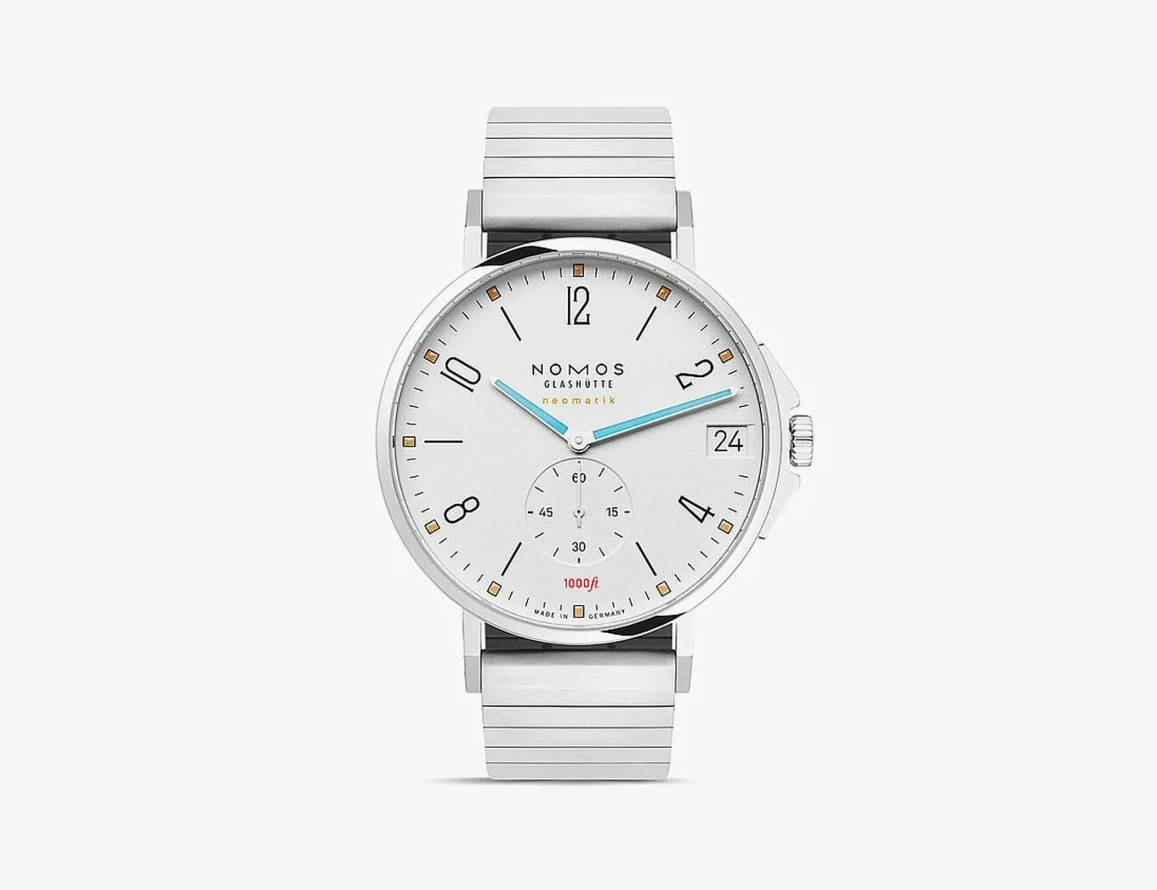 Reddot-Watch-Winners-gear-patrol-Nomos