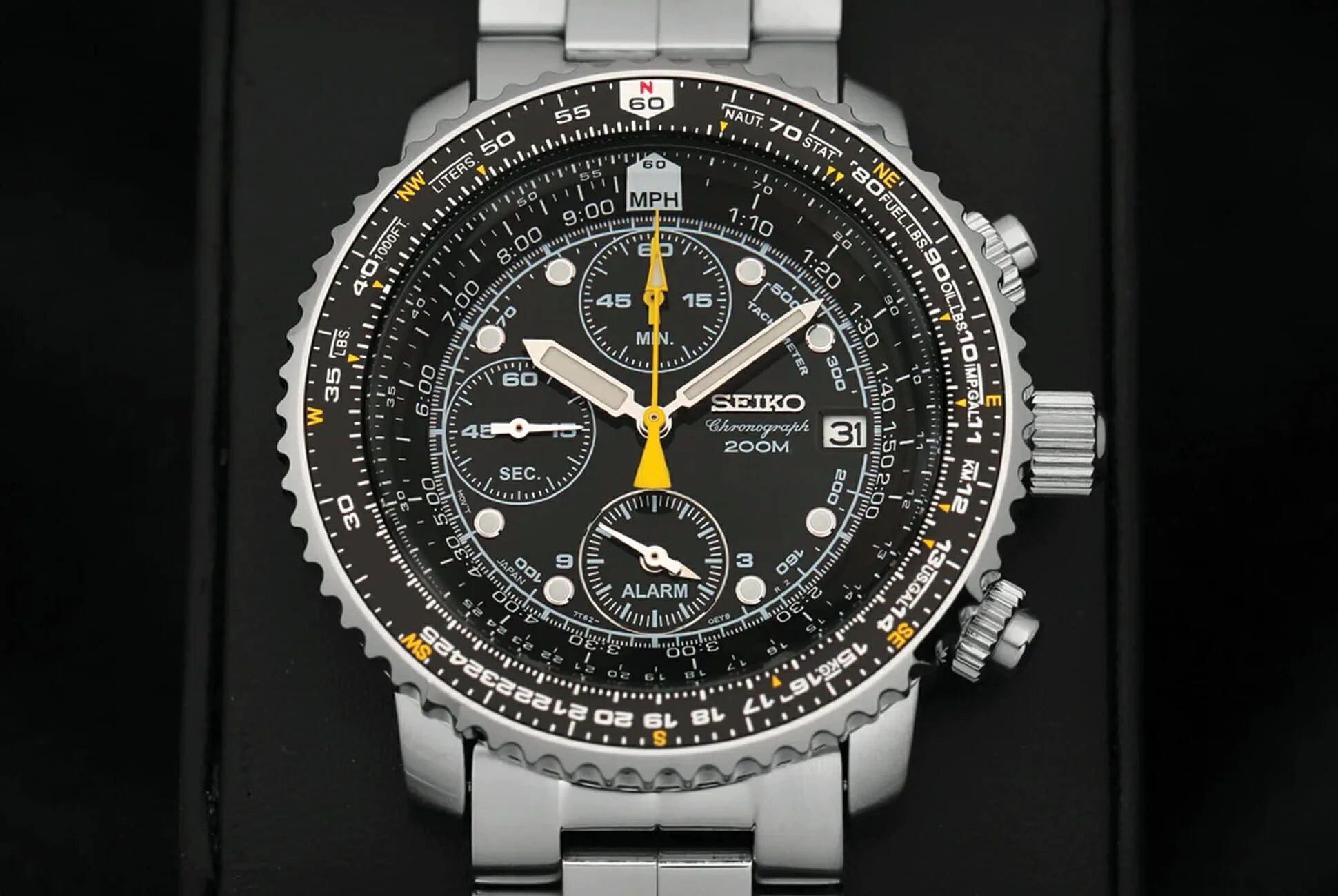 Seiko-SNA-Flight-Alarm-Chronograph-gear-patrol-full-lead