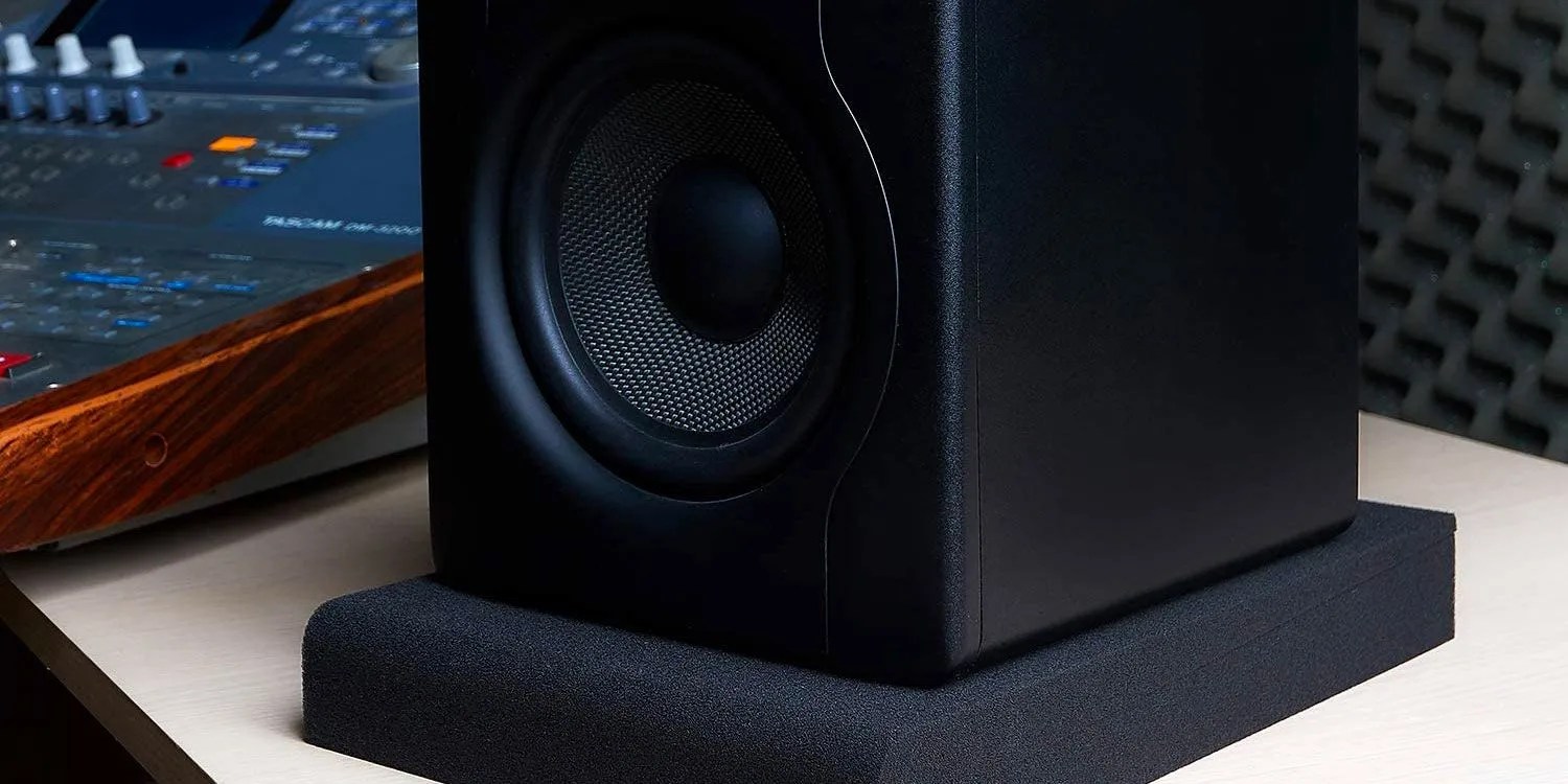 speaker monitor foam