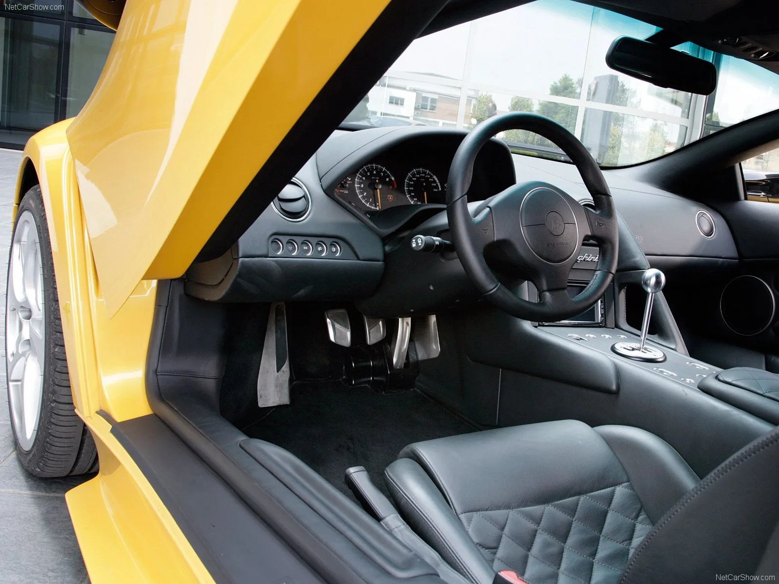 lamborghini interior