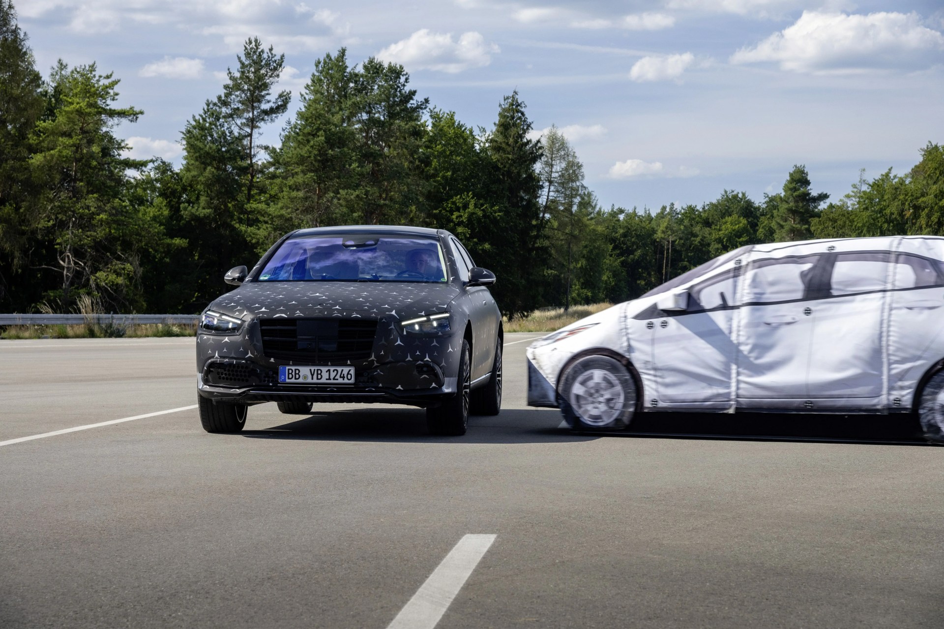 mercedes benz s class displaying active body control during safety testing