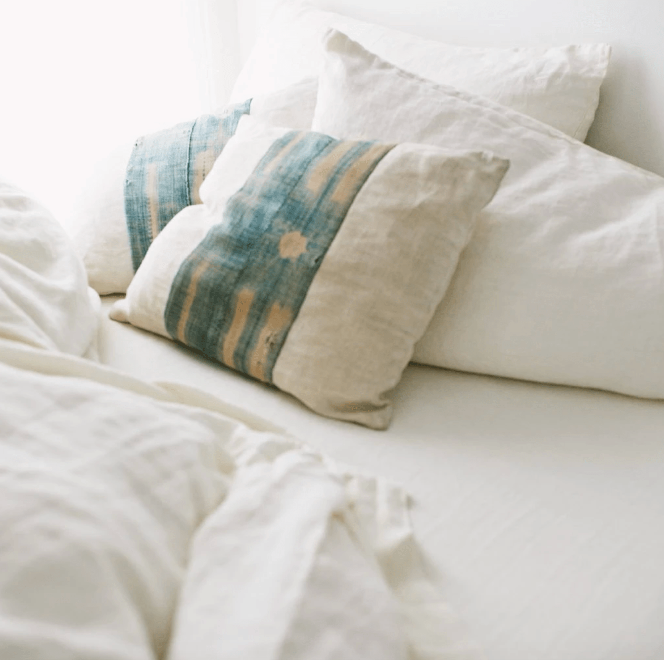 jungmaven hemp bed sheets with pillows