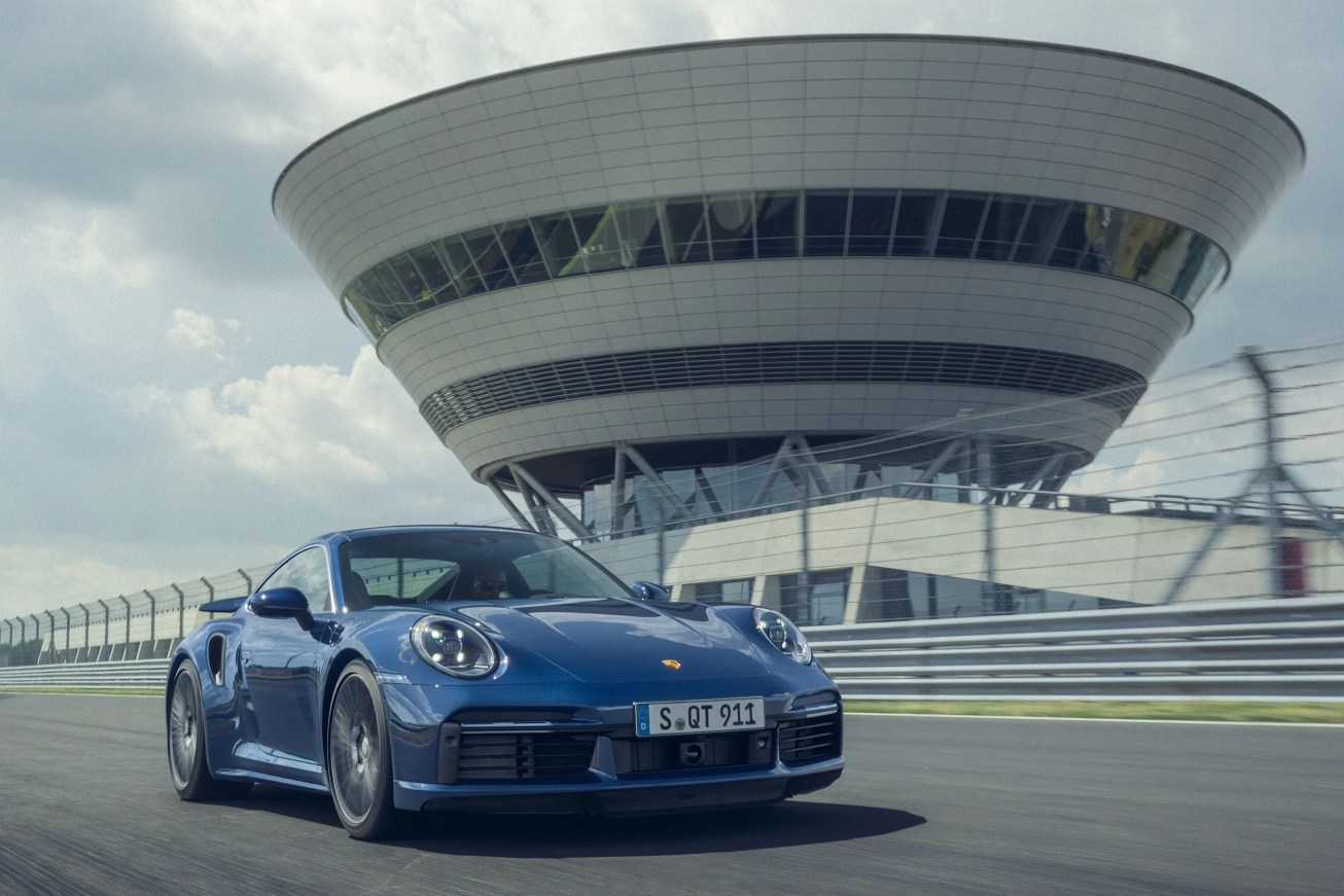 2021 porsche 911 turbo
