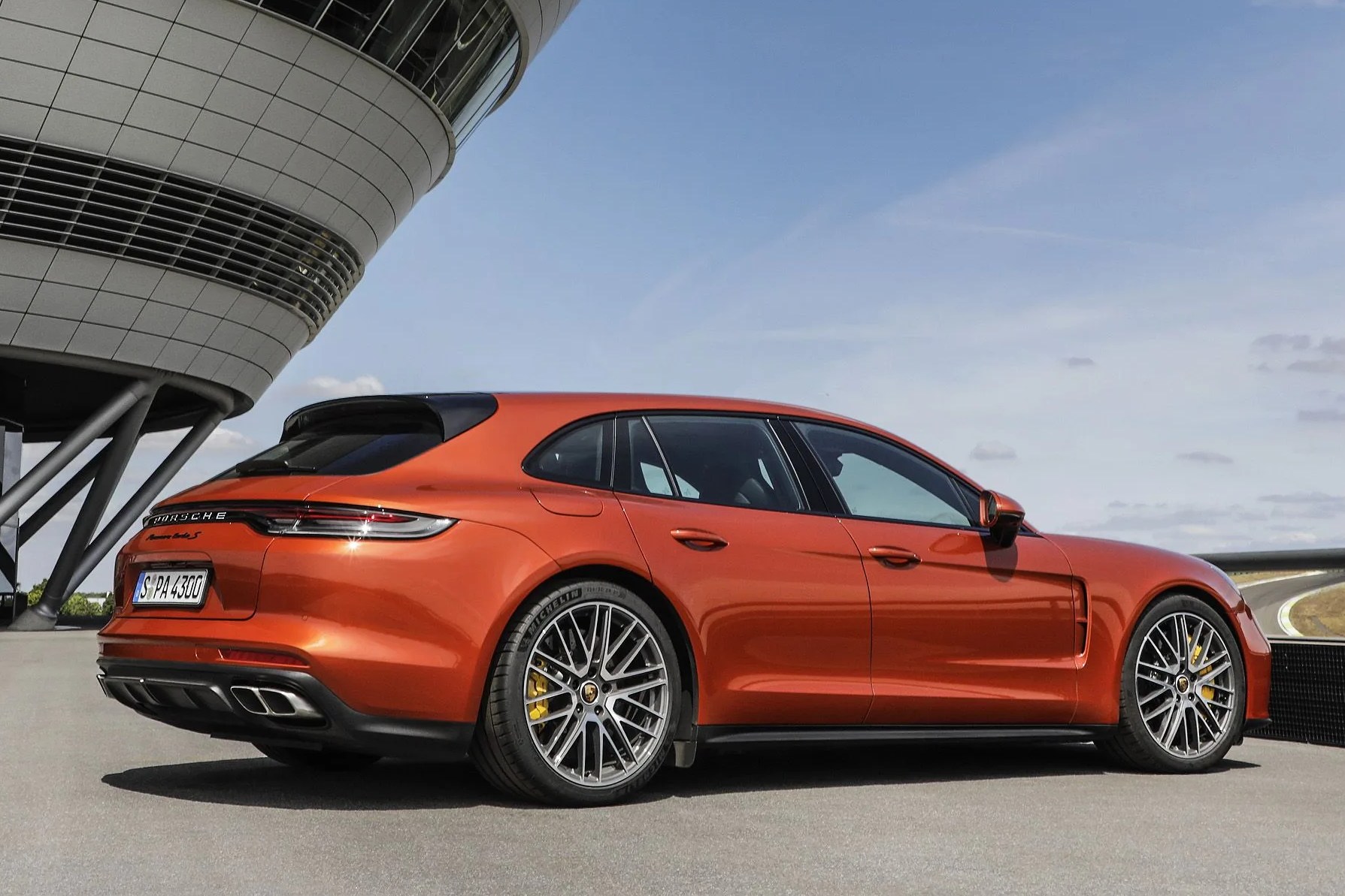 porsche panamera turbo s sport turismo 2021