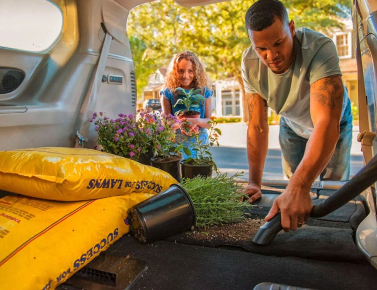 In-Car-Vacuum-gear-patrol