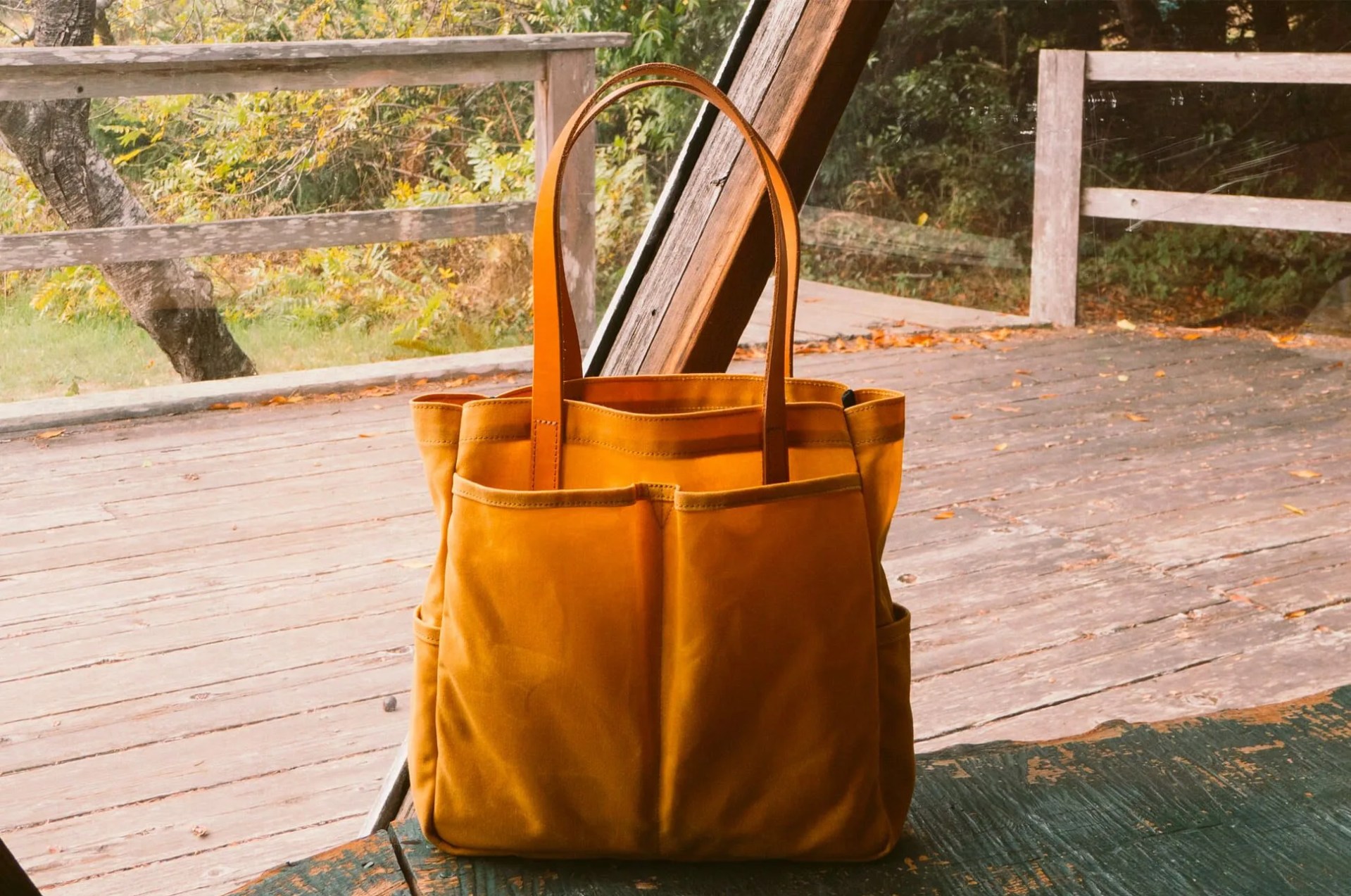 summer tote bags gear patrol lead full
