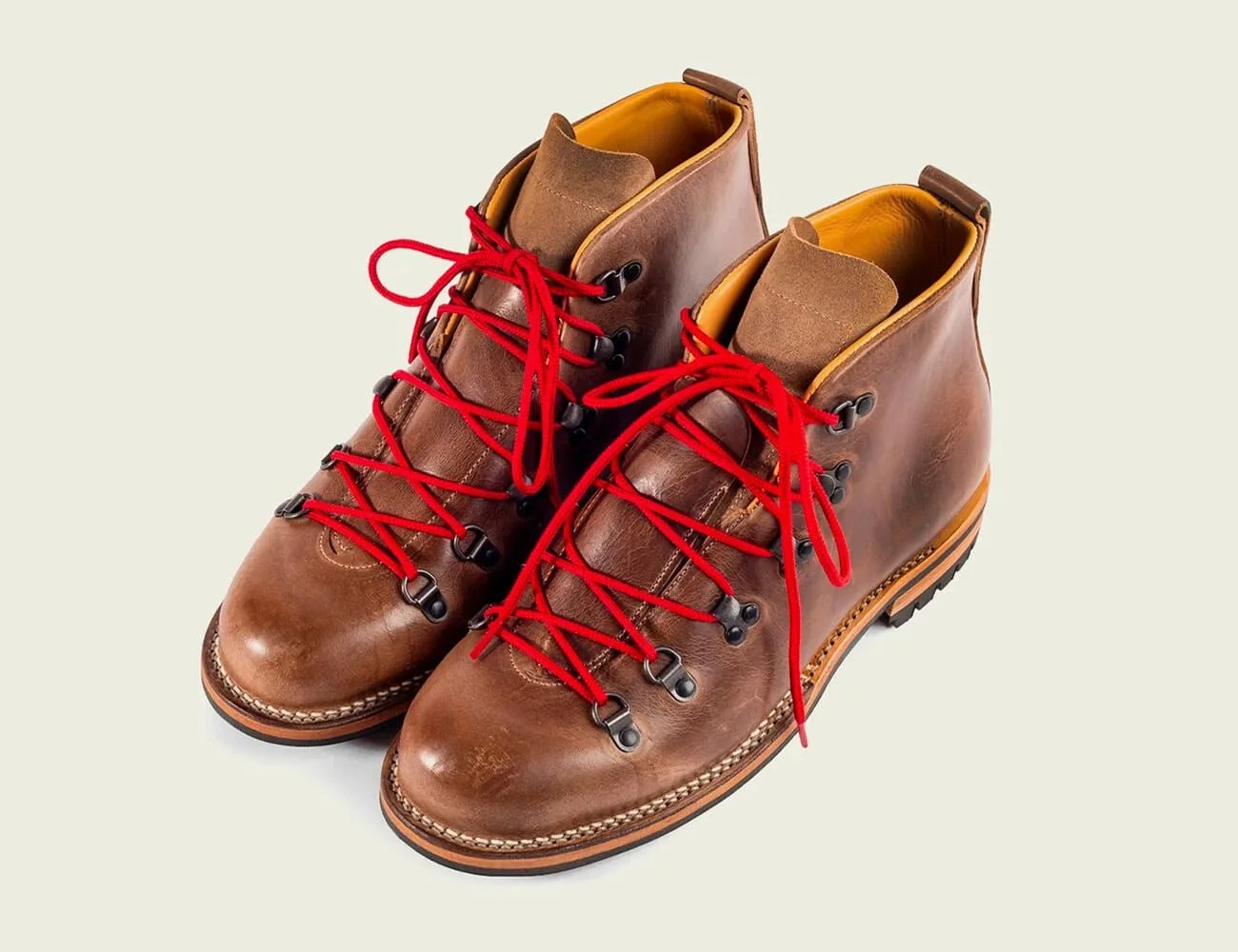 Virberg-Boots-Guide-gear-patrol-Hiker
