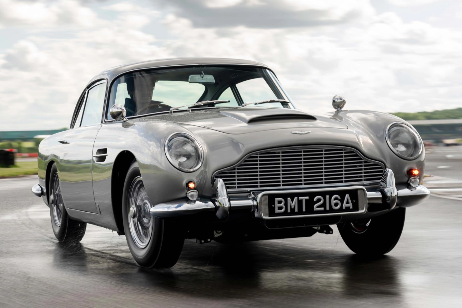 bowmore aston martin
