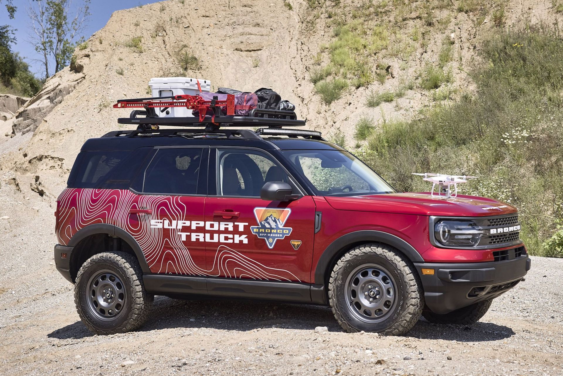 bronco sport off roadeo adventure patrol designed for the upcoming bronco off roadeo customer adventure playgrounds, this bronco sport badlands build is equipped to assist in the wild with its yakima locknload cargo platform to hold recovery gear like a high lift jack, recovery boards and jerry cans a ford performance by rigid off road led lightbar also mounts to the rack system to support one of many off roadeo excursions available, this bronco sport is equipped with the interior bike rack from yakima to hold two mountain bikes and to record customers’ adventures, it integrates a target to land the drone that will be used on trail at off roadeo locations preproduction image with optional features shown available late 2020available spring 2021