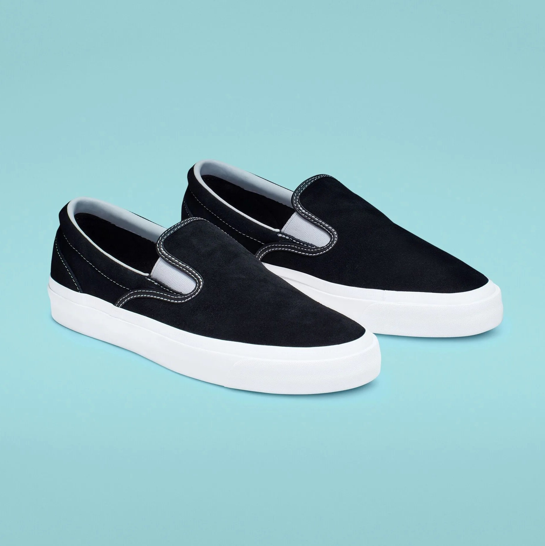 slip on sneaker