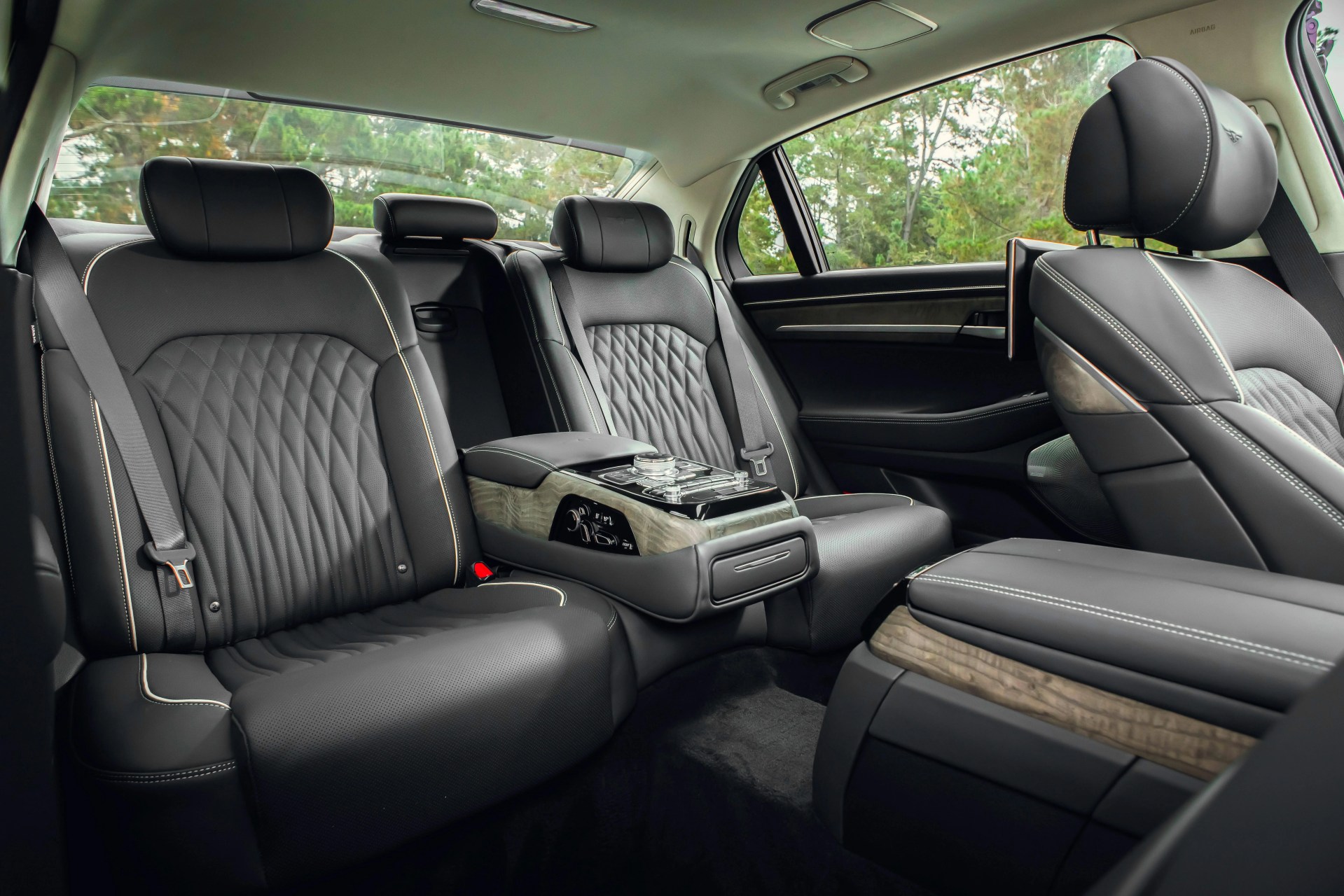 genesis g90 review