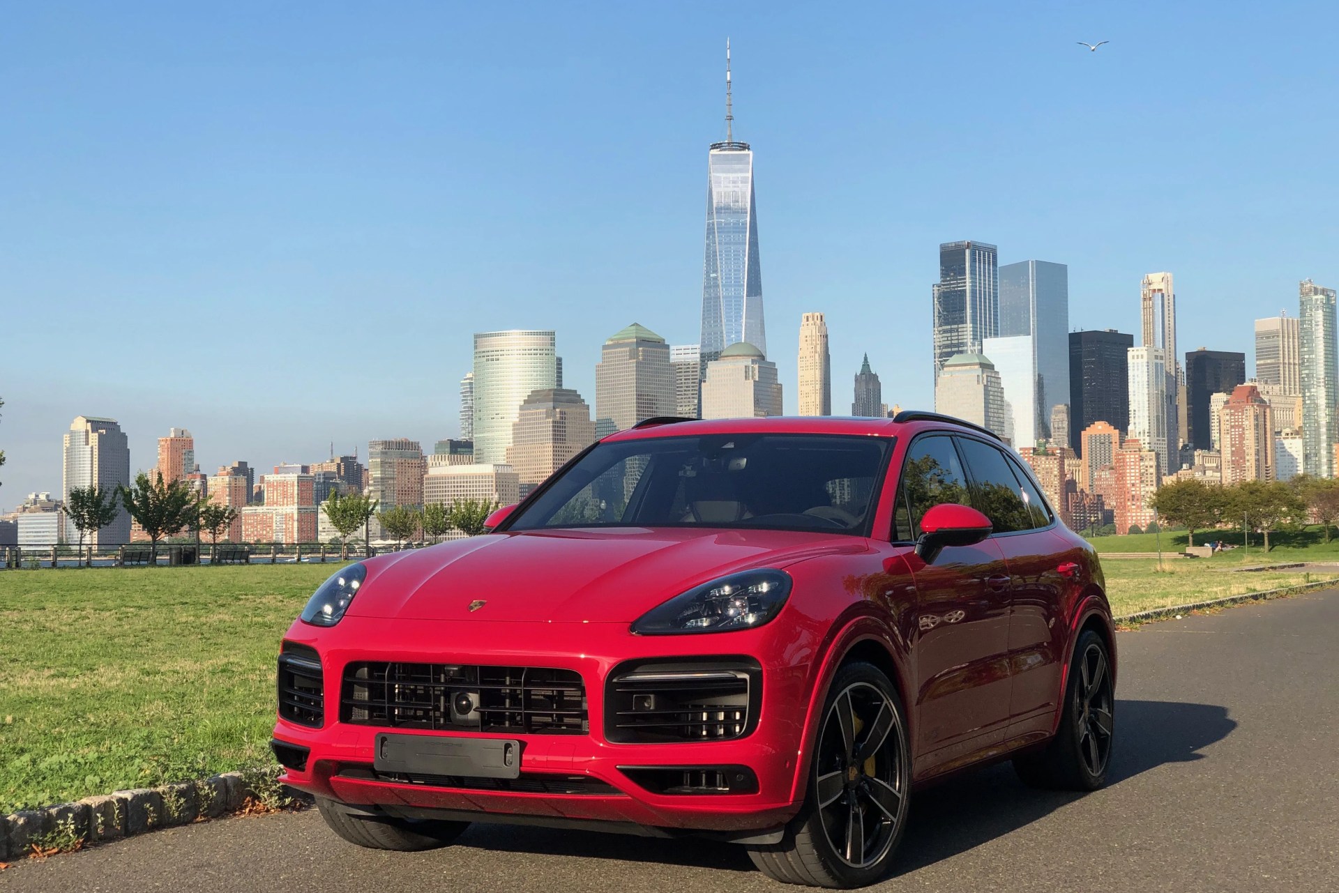 2020 porsche cayenne gts carmine red
