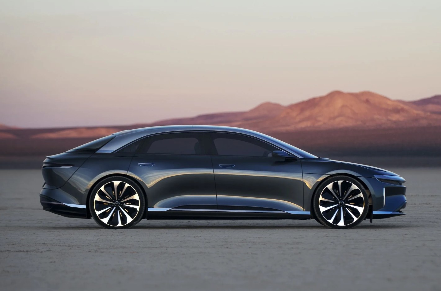 lucid air side view