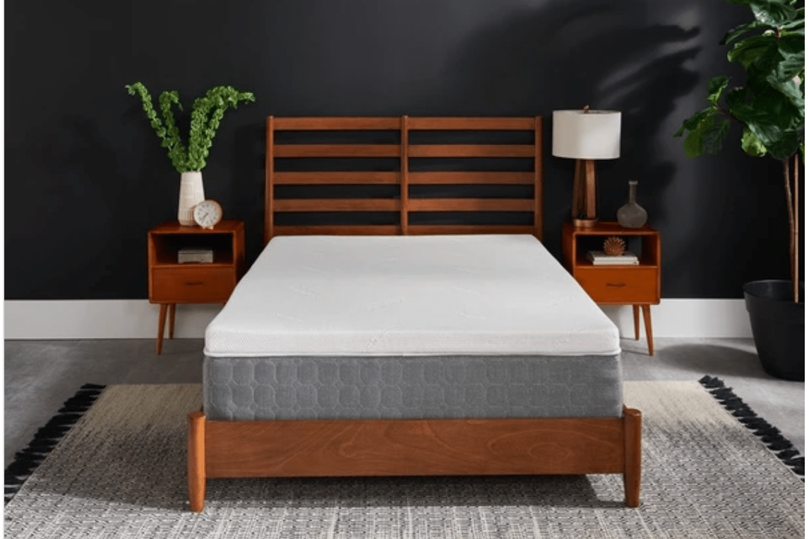 mattress pad on mattress