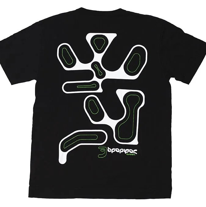 black graphic t shirt
