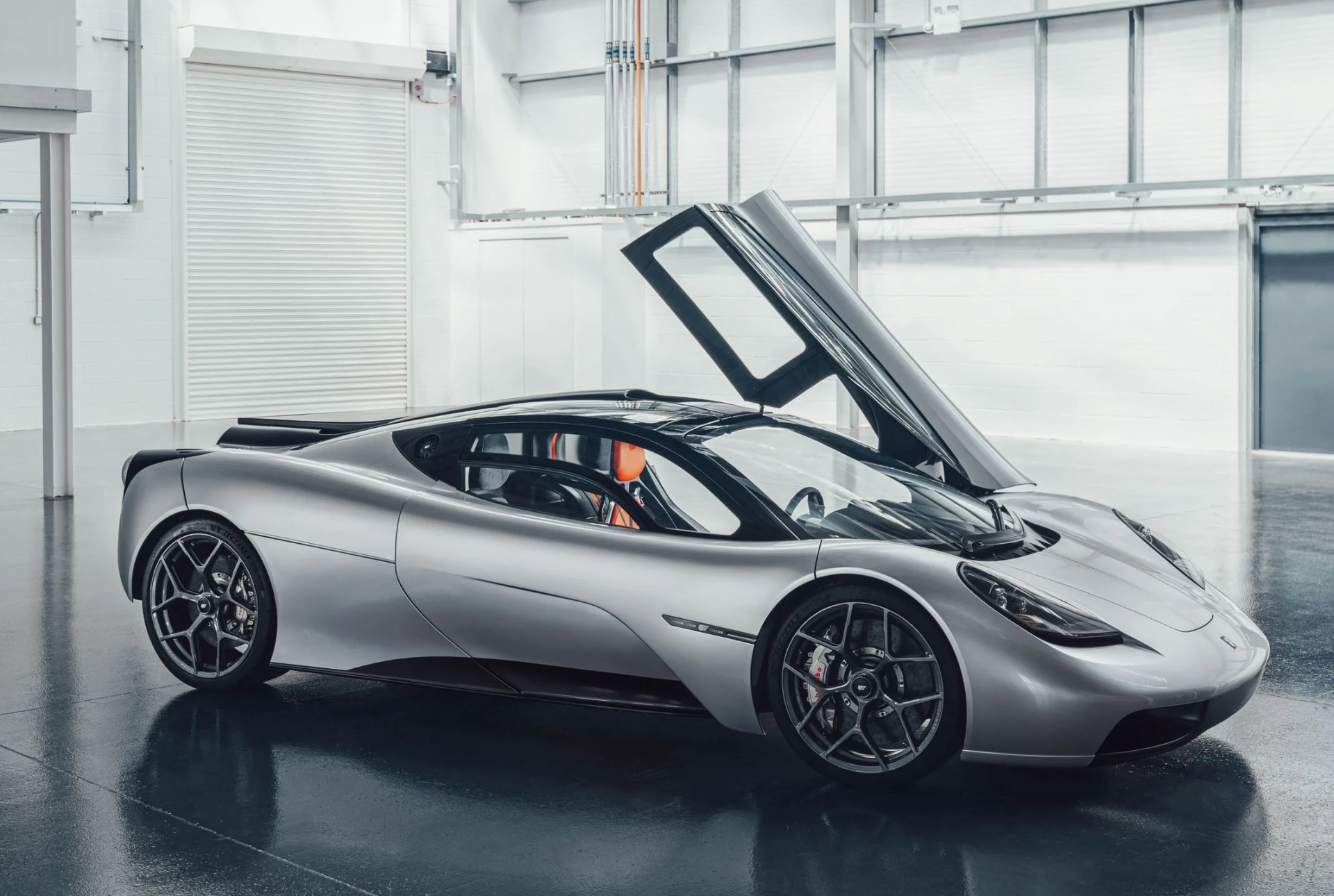 gordon murray t50 supercar door up