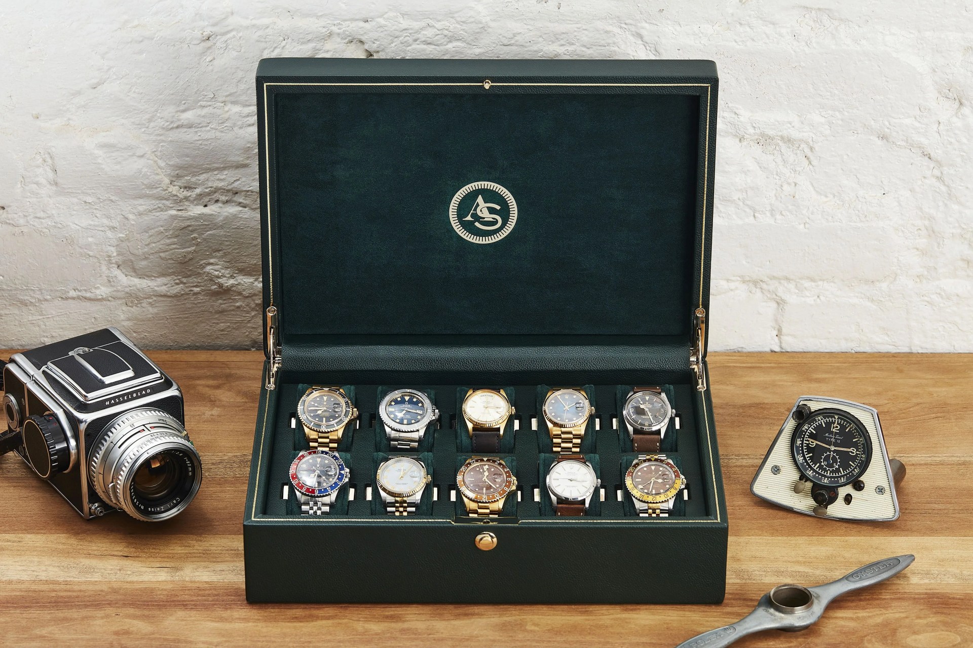 as x wolf 10 piece watch box