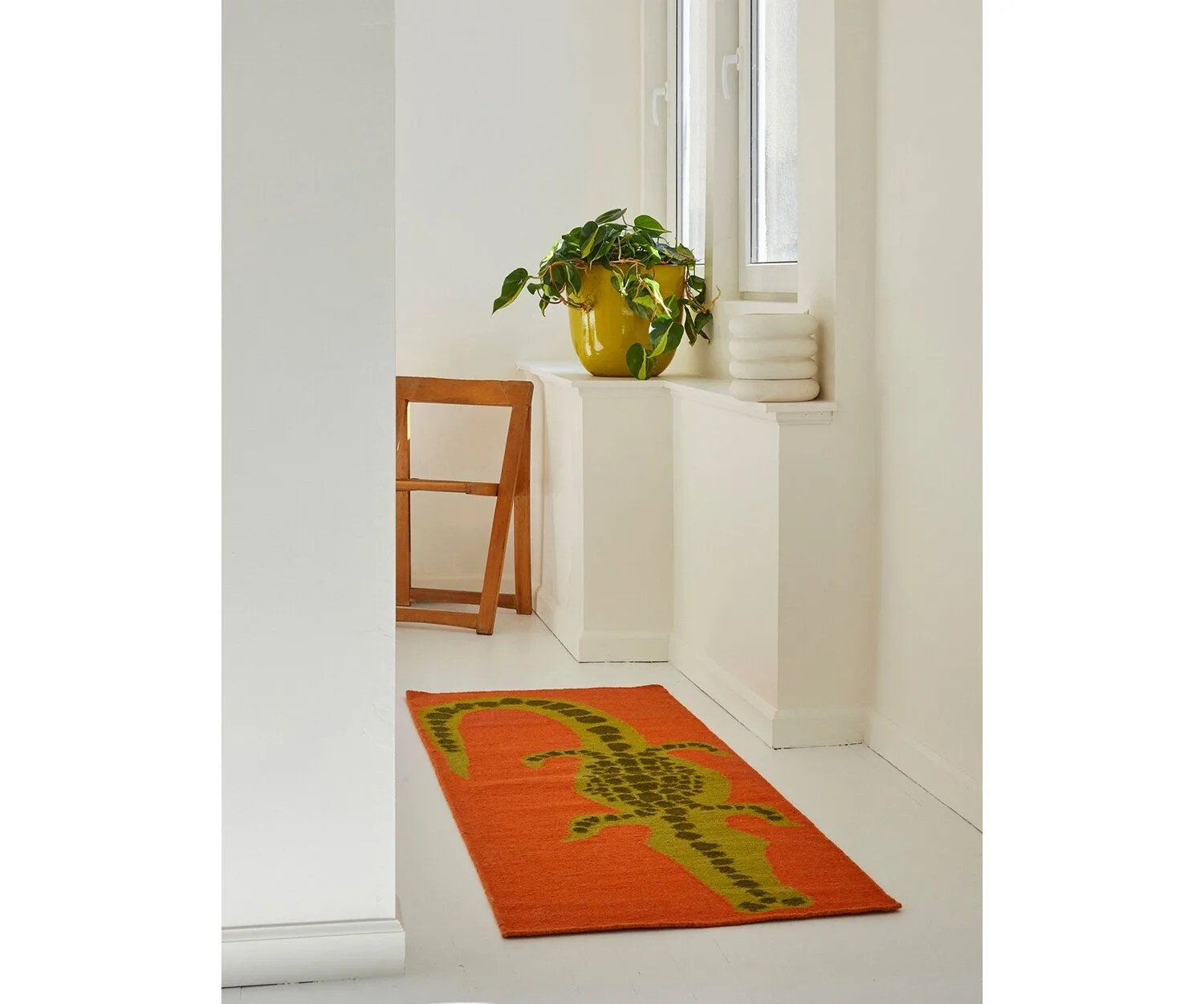 crocodile bath mat