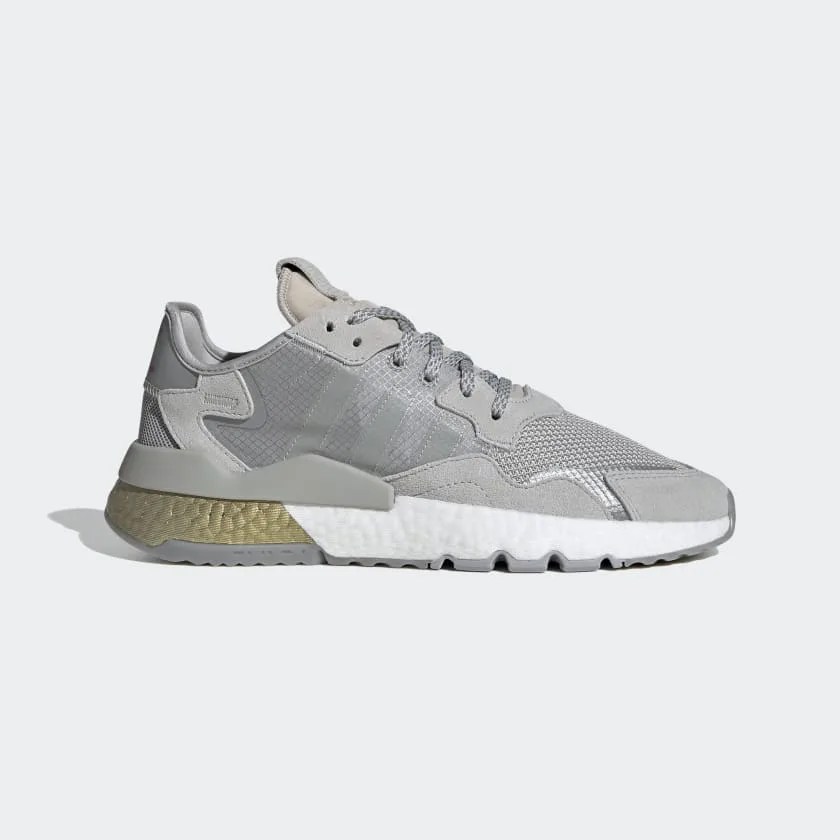 A gray running sneaker