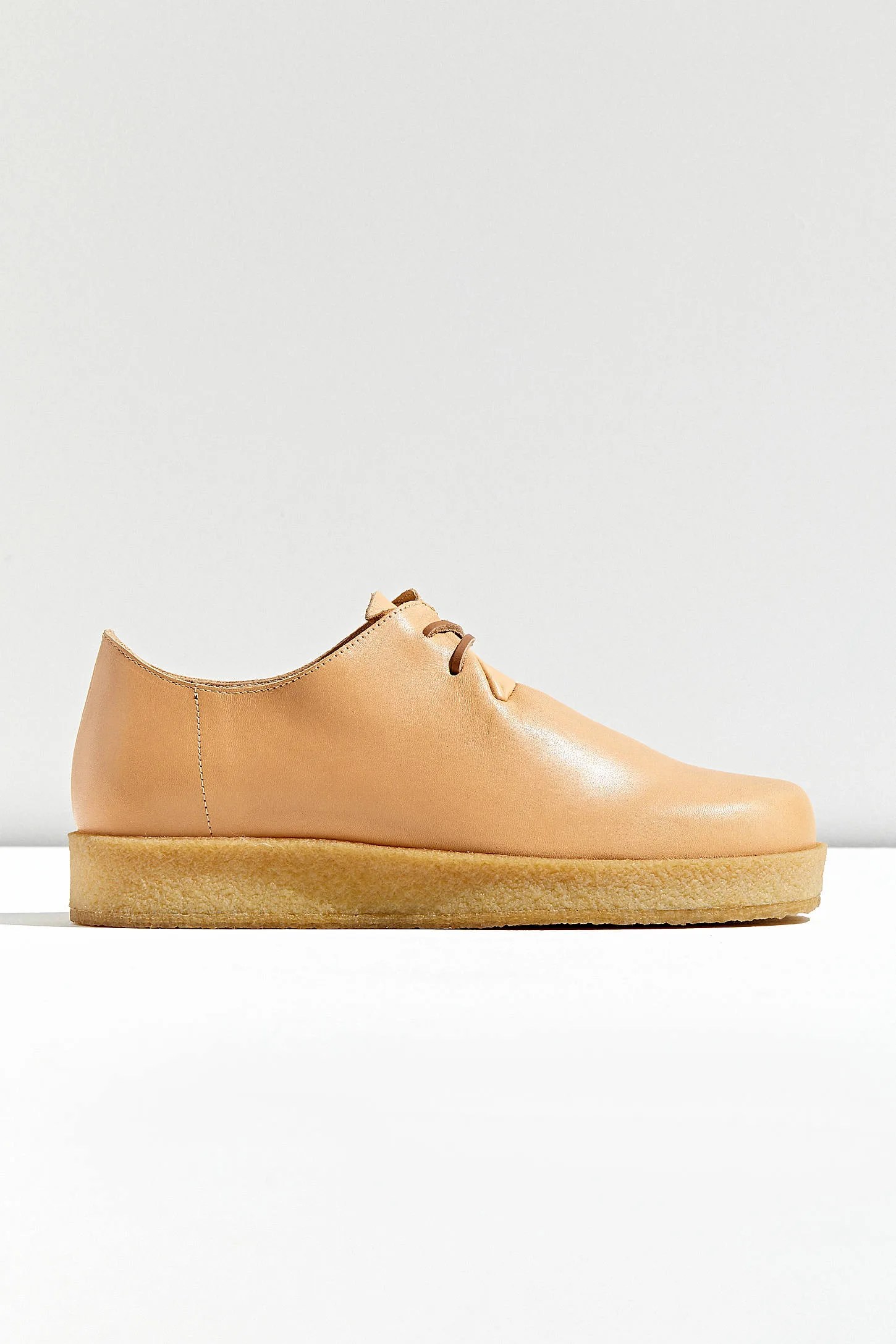 tan shoes