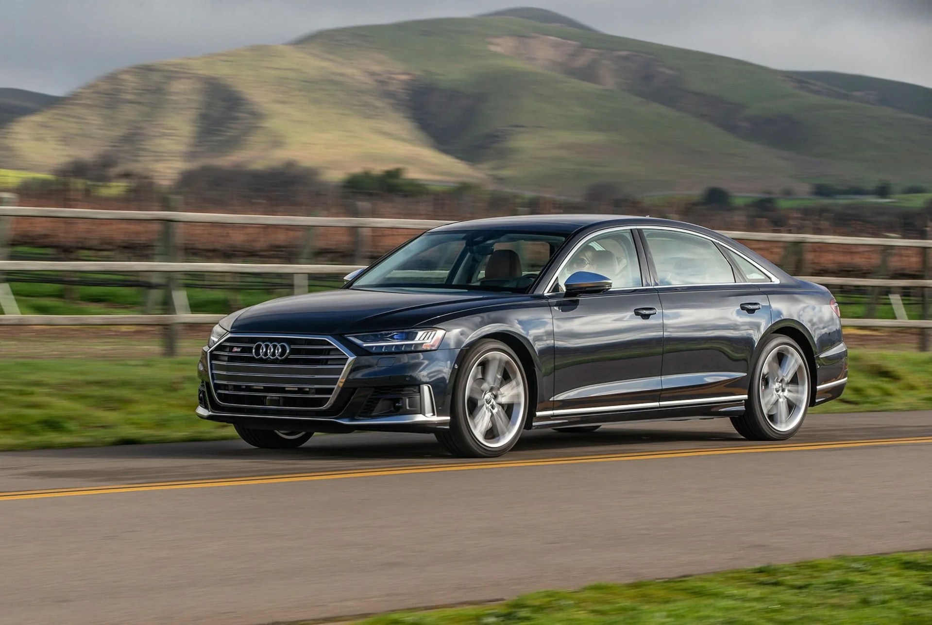 2020 audi s8 first drive gear patrol slide 1
