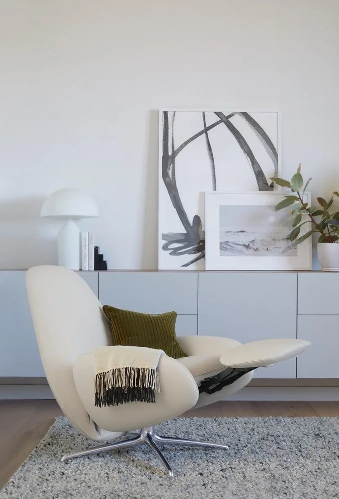 white recliner with foot rest up