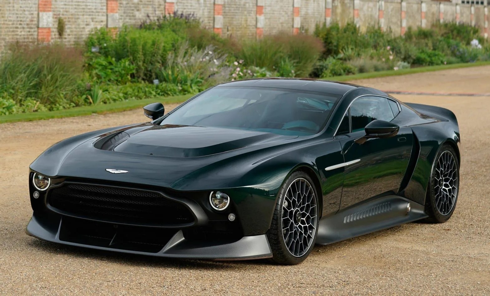 aston martin victor