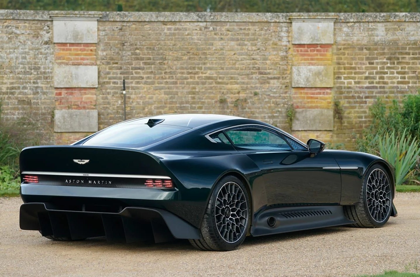 aston martin victor