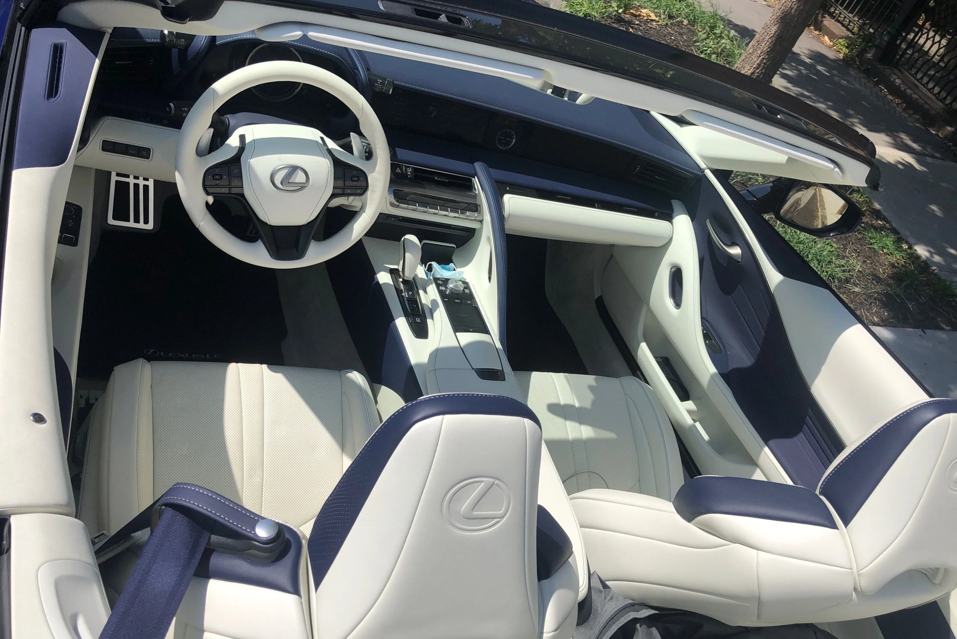 2021 lexus lc500 convertible inspiration series