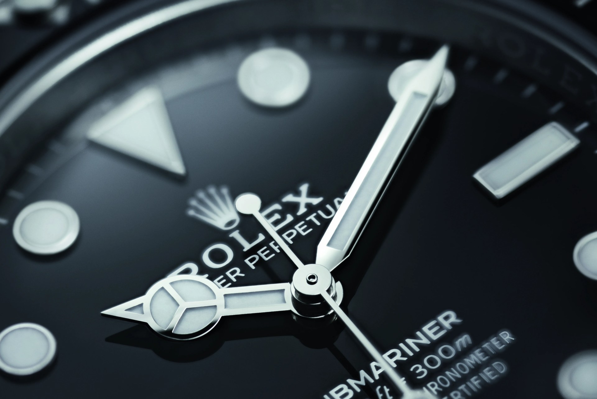 everything you need to know about the the rolex submariner ref 124060