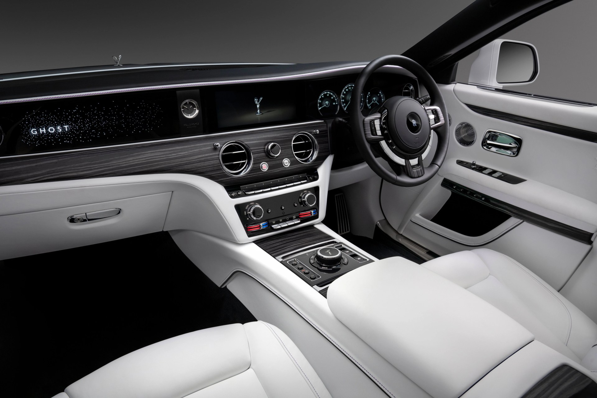 rolls royce new ghost