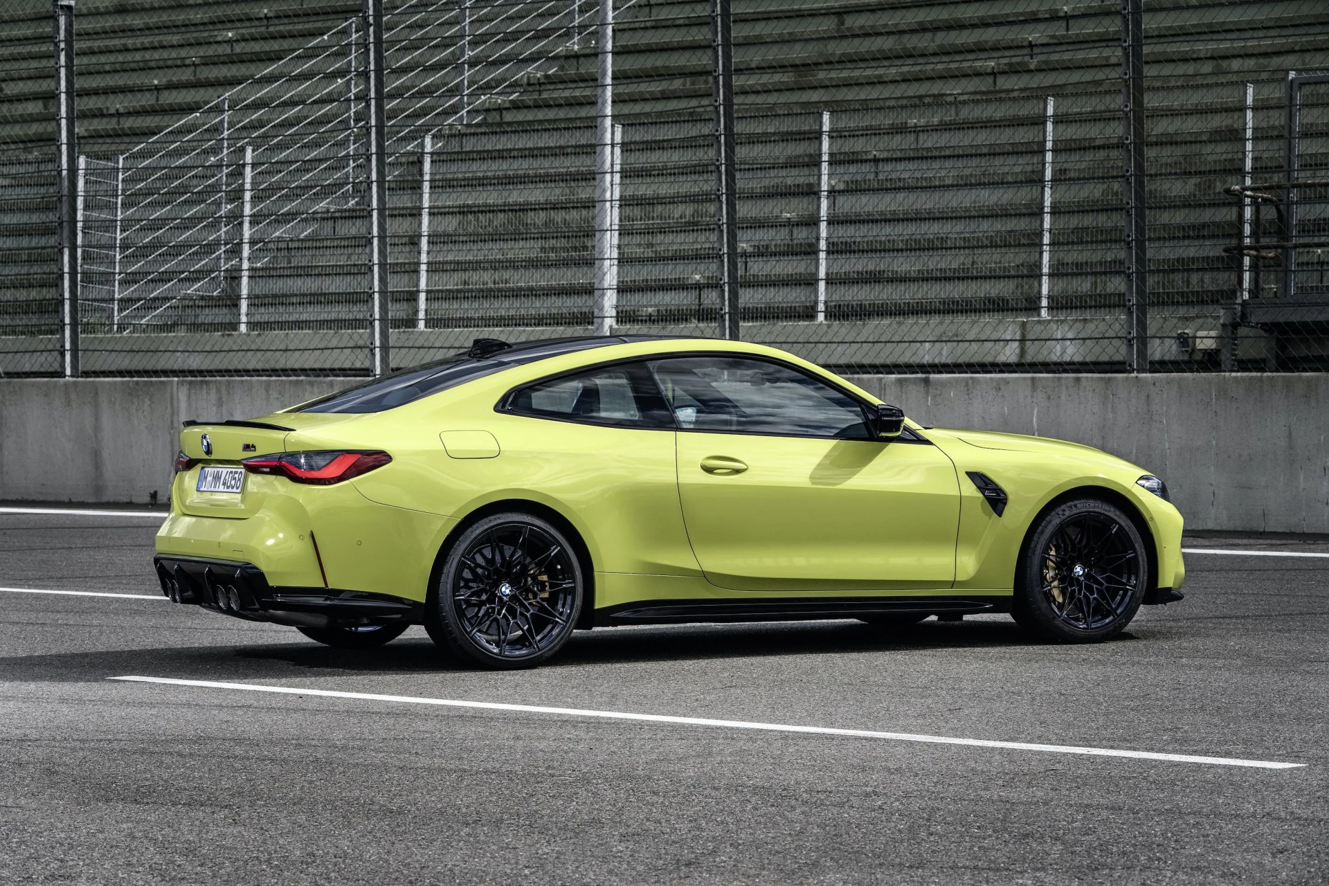 bmw m4 2021