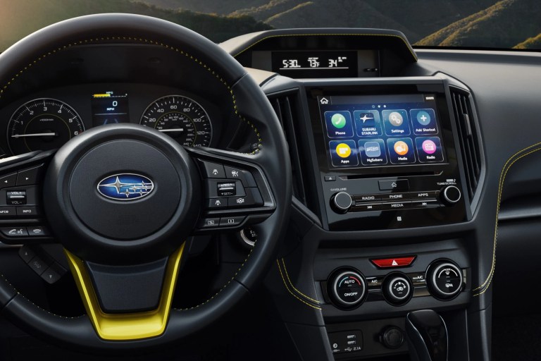 2021 subaru crosstrek infotainment