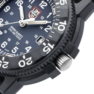 luminox navy seal foundation watch