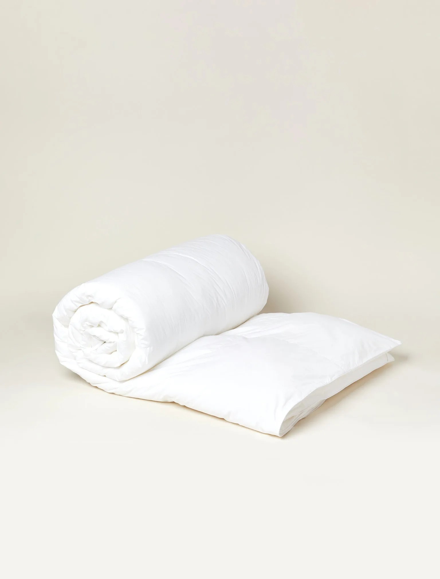 An alternative down comforter