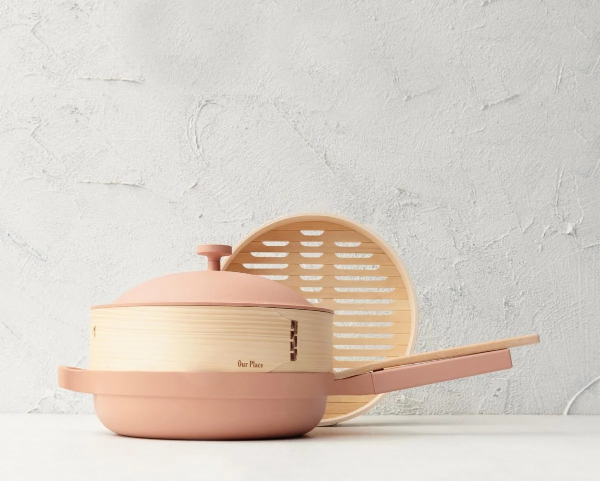 bamboo steamer in a pan