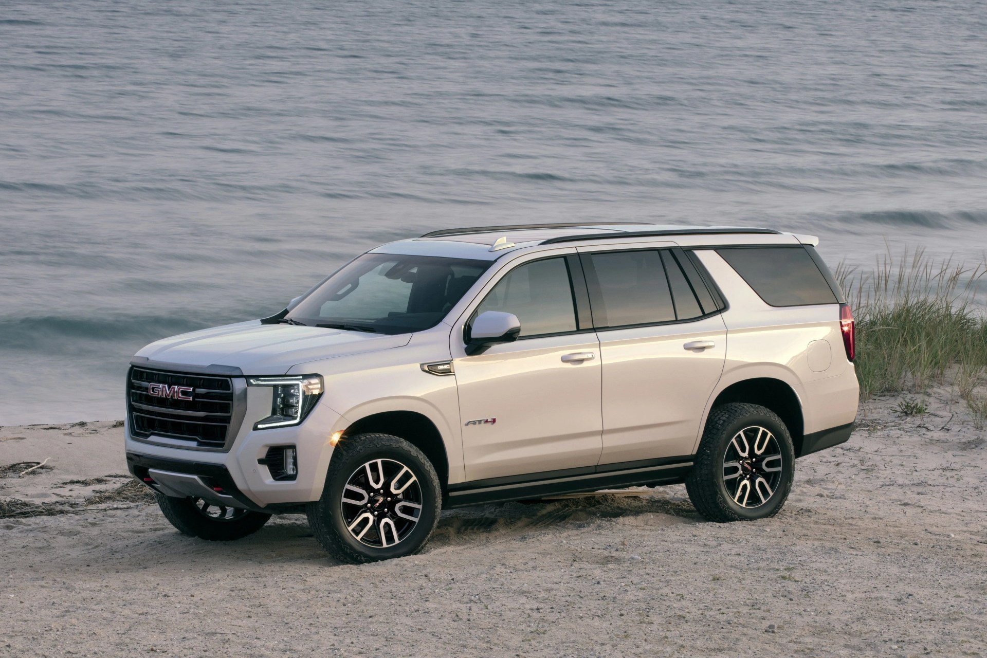 2021 gmc yukon at4