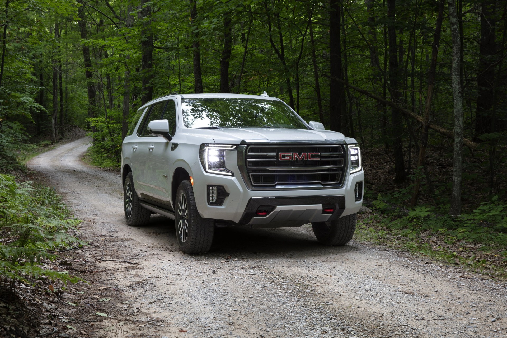 2021 gmc yukon at4