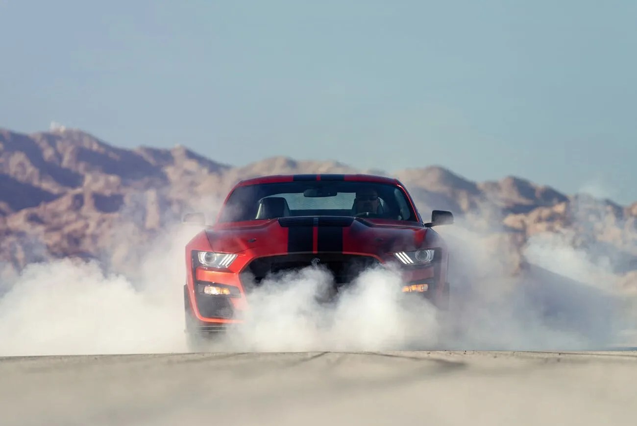 shelby gt500 koo gear patrol ambiance 2