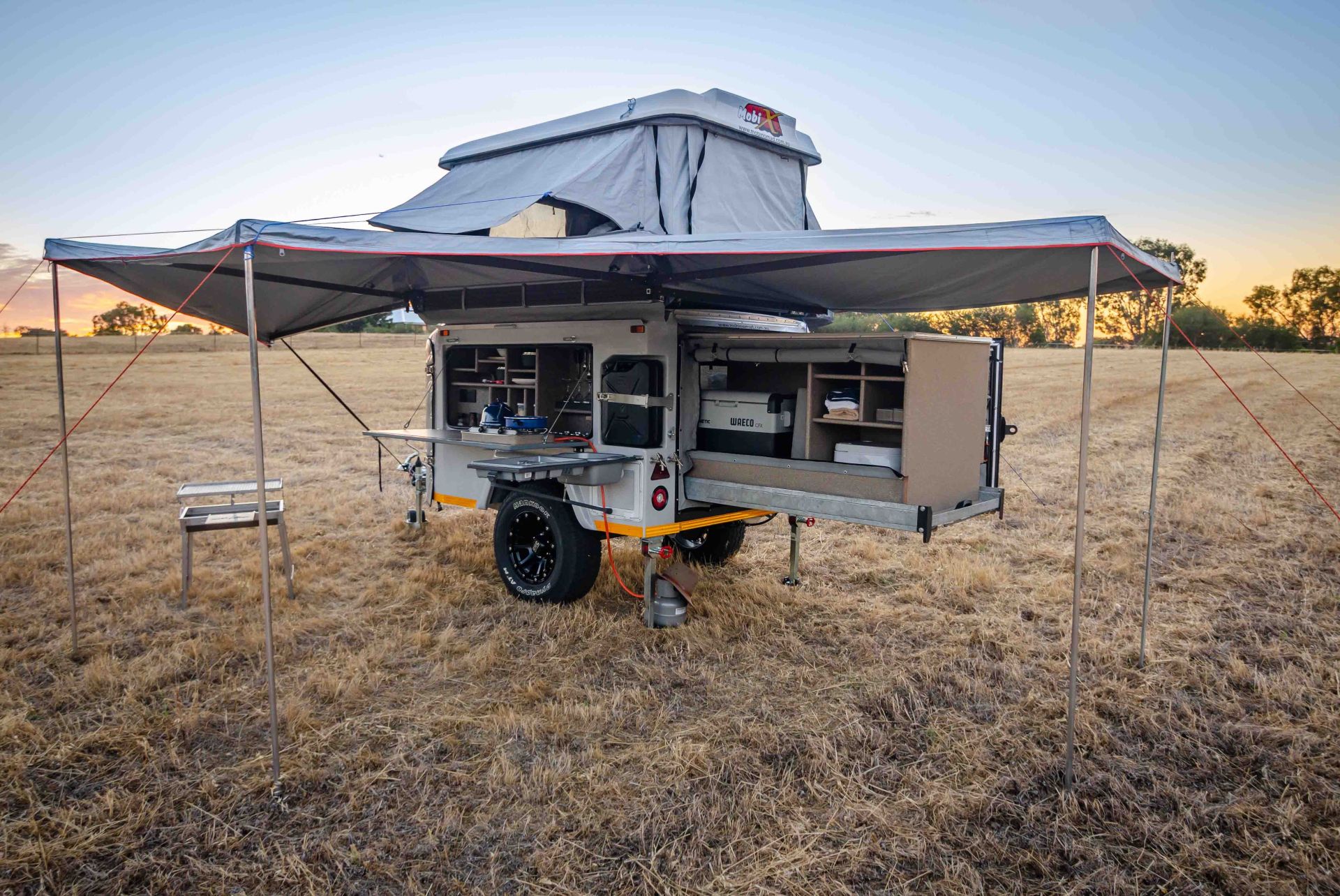 mobi x camping trailer