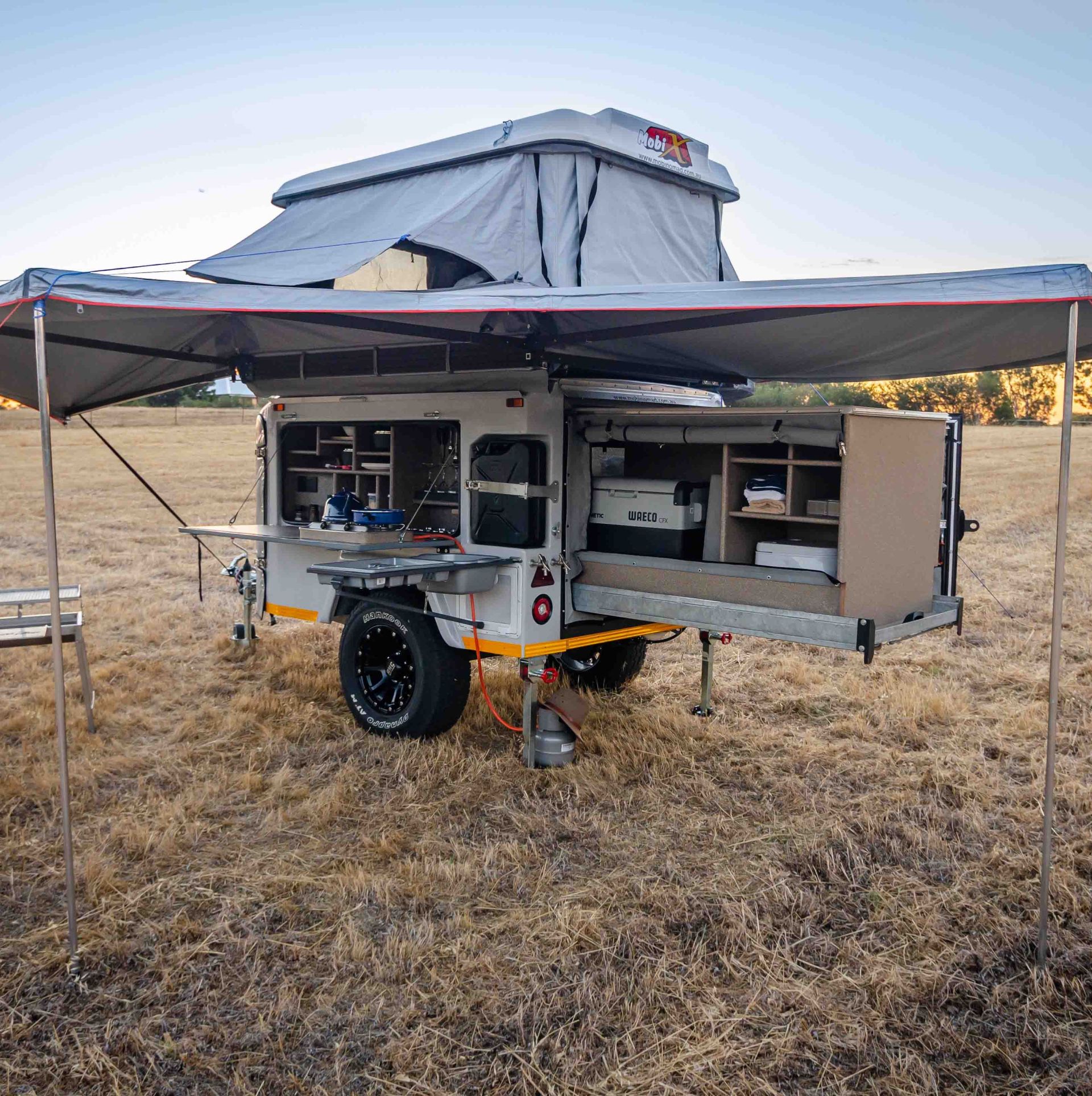 mobi x camping trailer