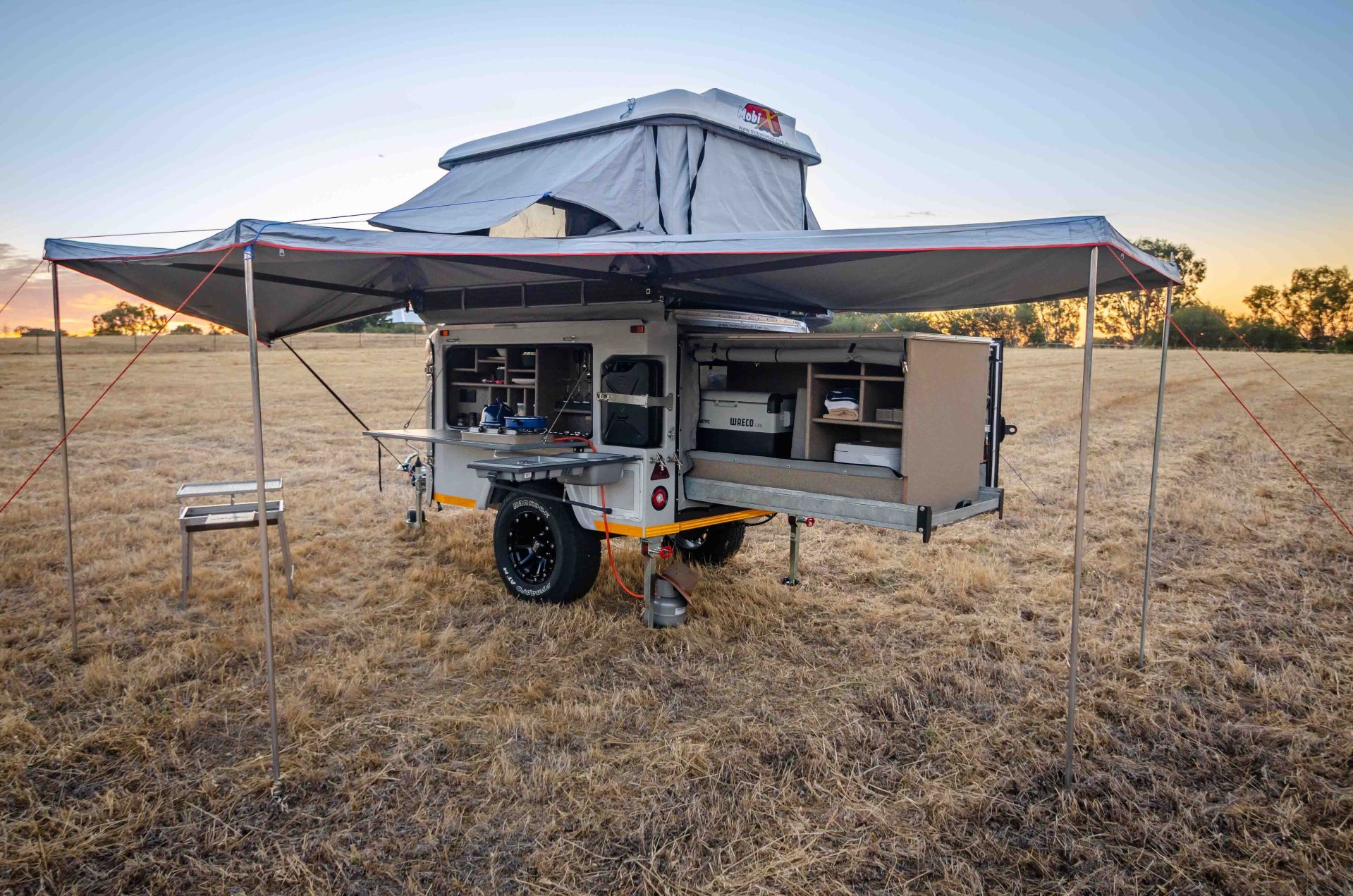 mobi x camping trailer