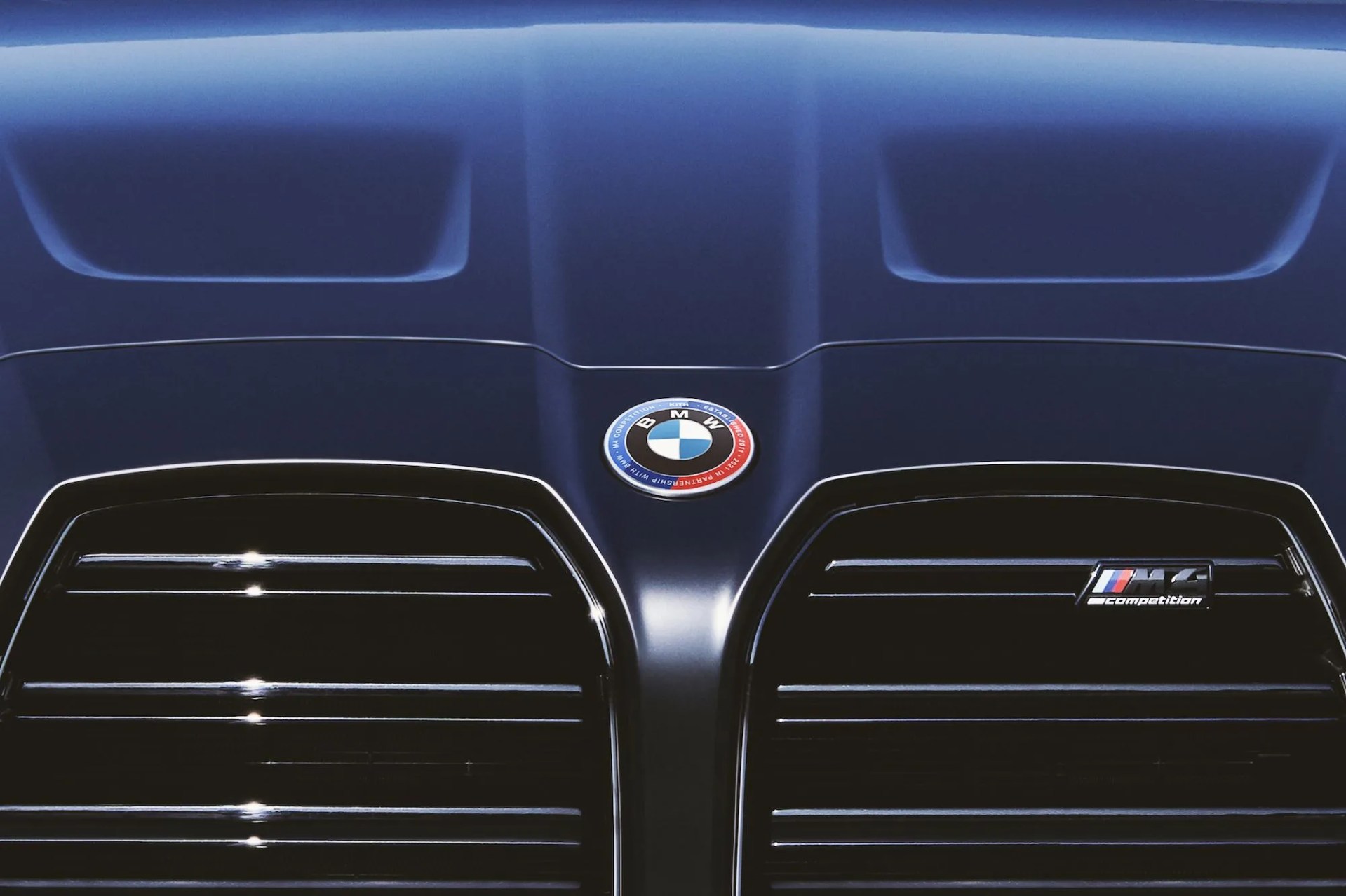 bmw m4 kith