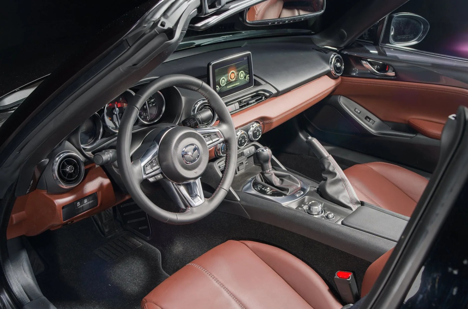 mazda mx 5 interior automatic 2017