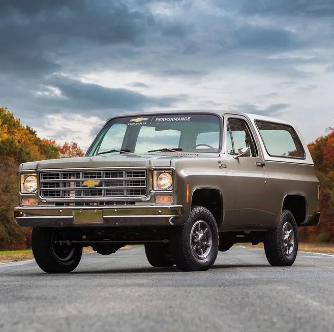chevrolet will showcase a 1977 k5 blazer converted to all electric propulsion at sema360 the new k5 blazer e retains as much of the stock blazer as possible and approximately 90 percent of the new parts installed for the ecrate package are factory components from the chevrolet bolt ev