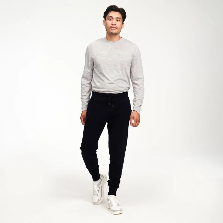 A model wearing sweatpants
