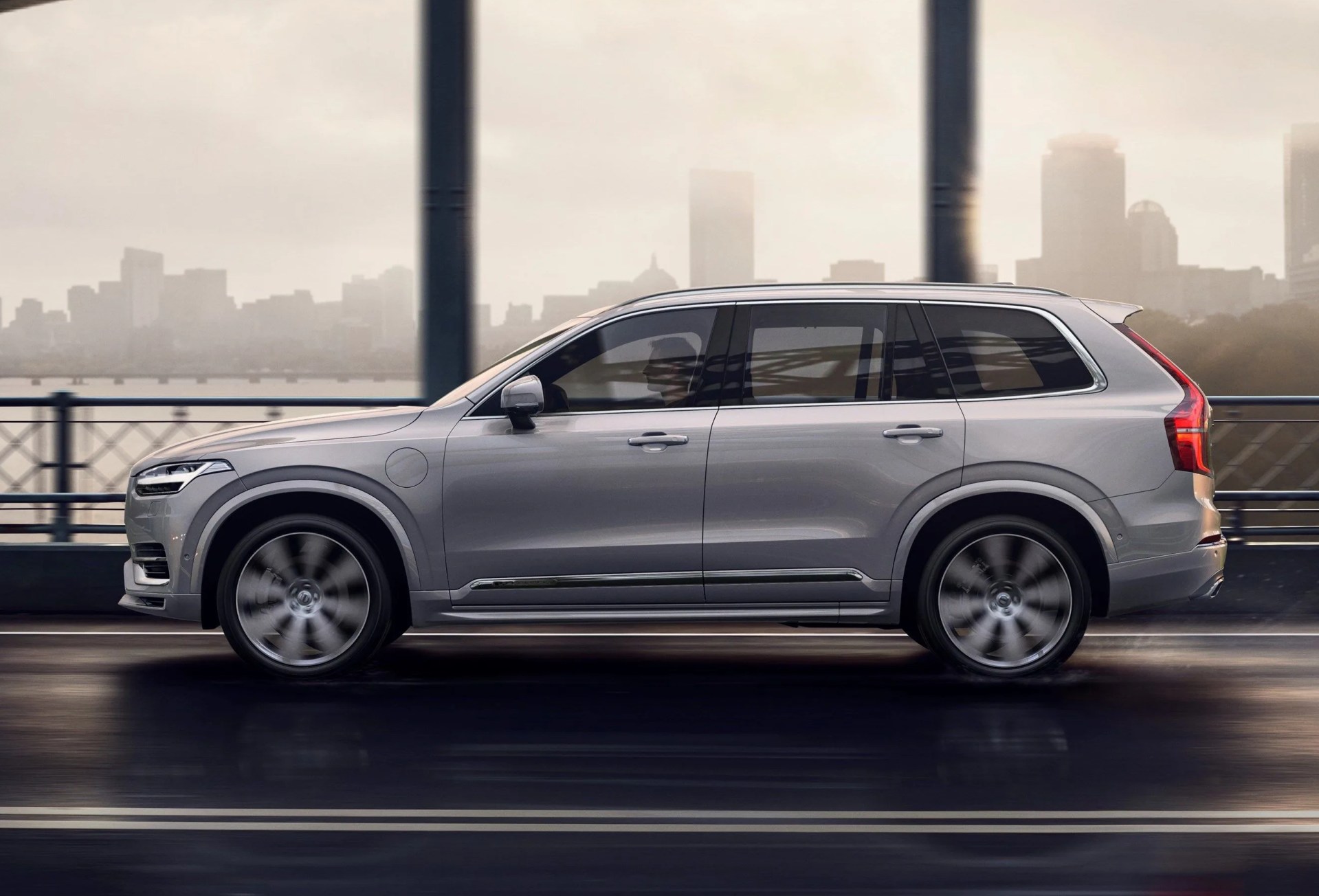 volvo xc90 hybrid